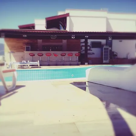 Sestra Hotel 2*